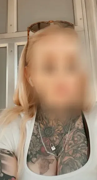 Elsa, 37