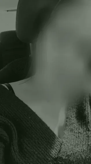 Elsa, 27