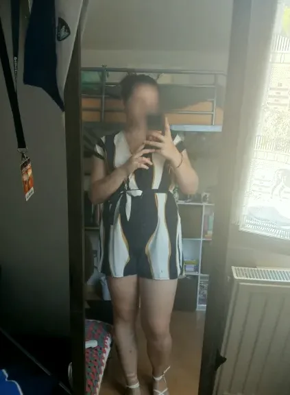Enni, 22