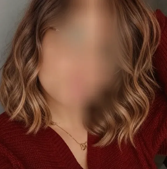 Nathalie, 21