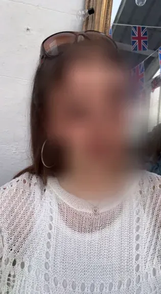 Veera, 26
